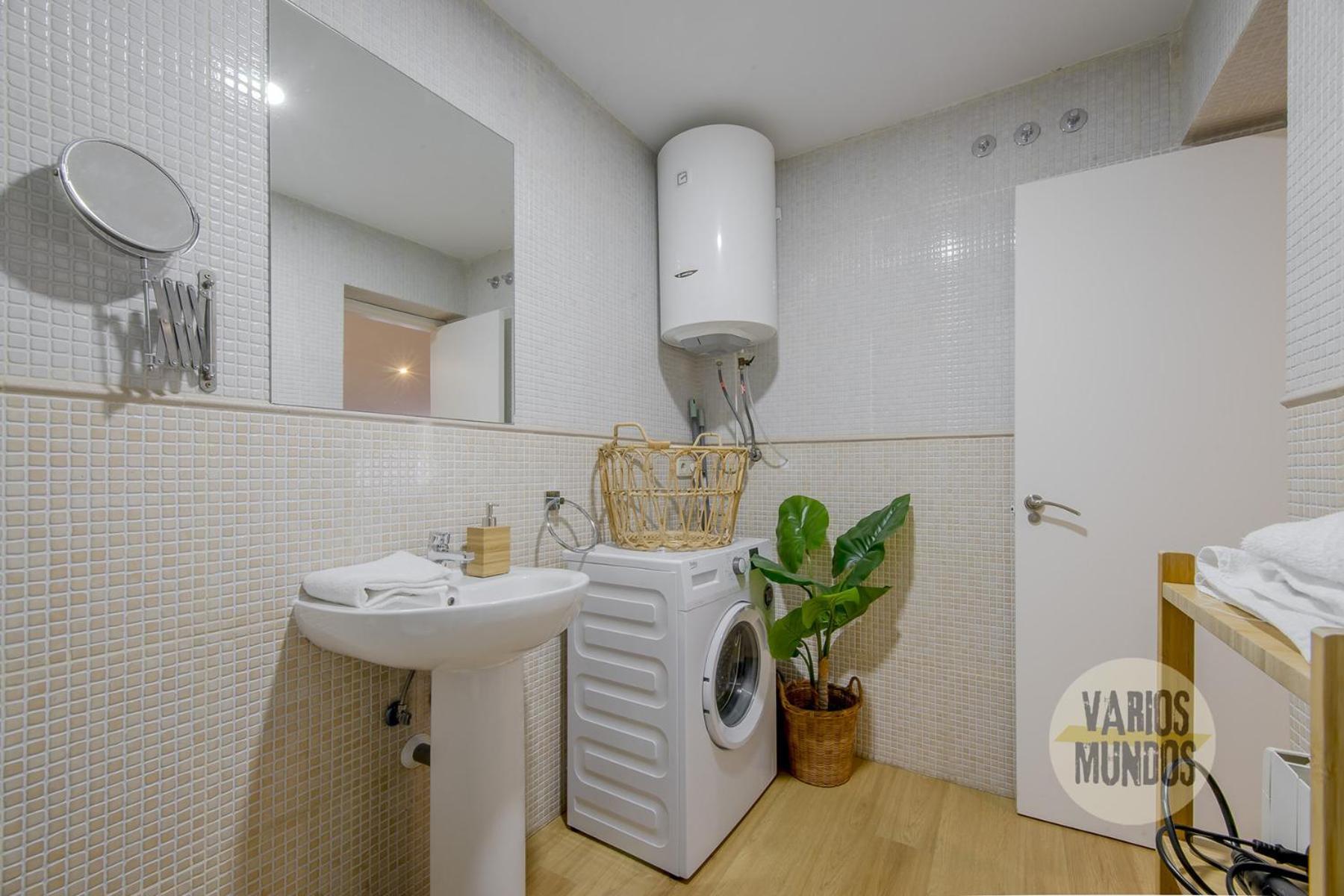 Oasis Para 3 En Sol, Descubre Concepcion Jeronima マドリード エクステリア 写真