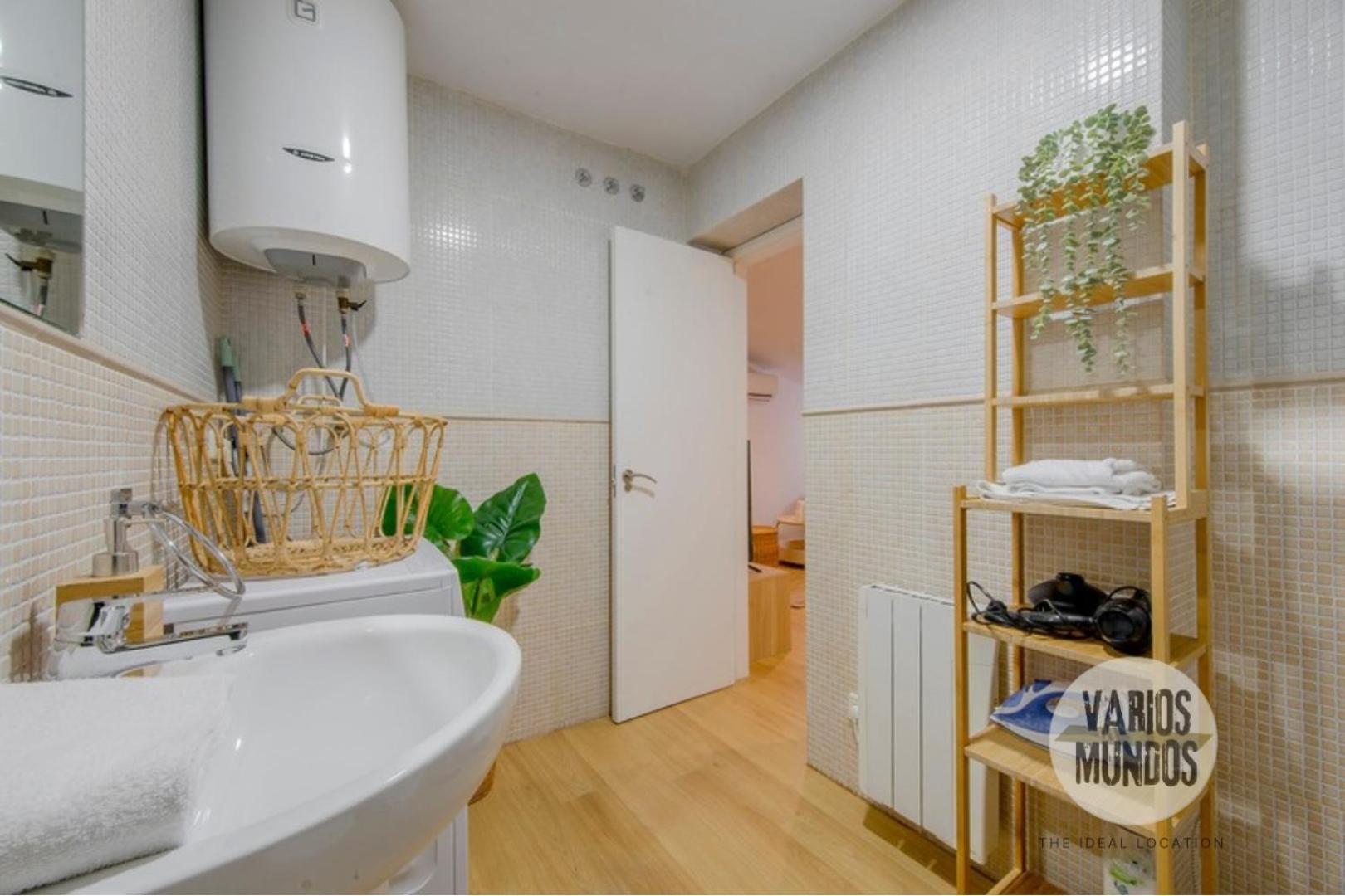 Oasis Para 3 En Sol, Descubre Concepcion Jeronima マドリード エクステリア 写真